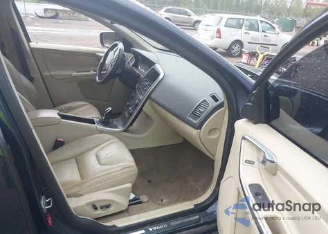 2014 Volvo Xc60 3.2 Premier Plus из США, поврежденный, VIN YV4952DL8E2506242